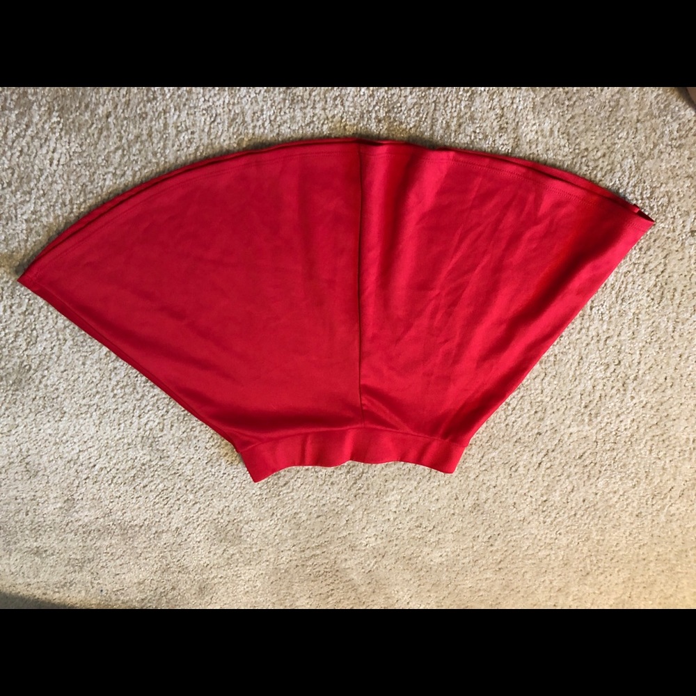 Red skirt